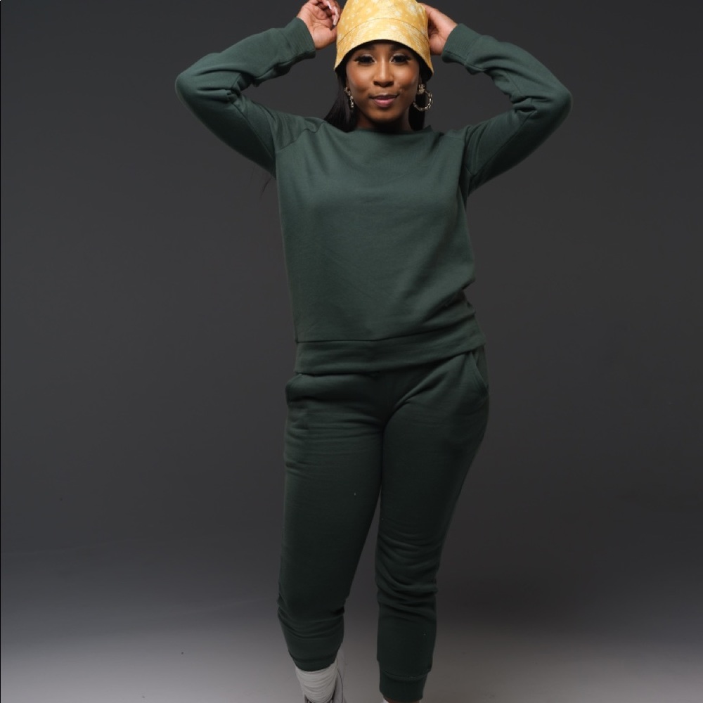 “Blanco” 2pc Crew neck & Jogger set